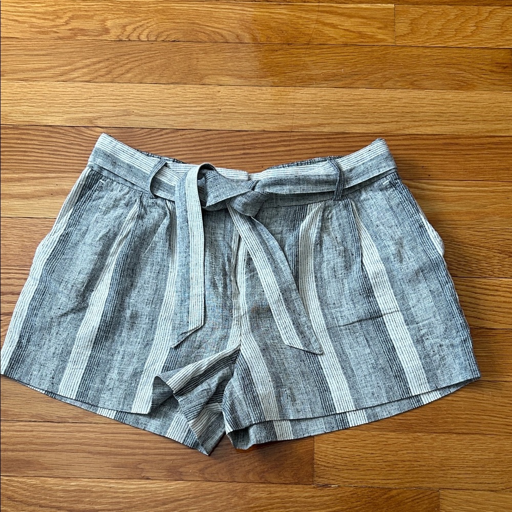 LOFT Striped Tie Belt Shorts - Gray & White